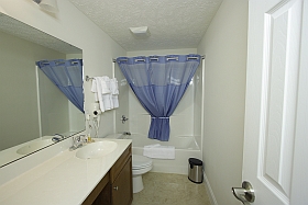 Upstairs right Bathroom