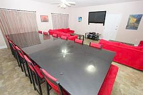Living area right